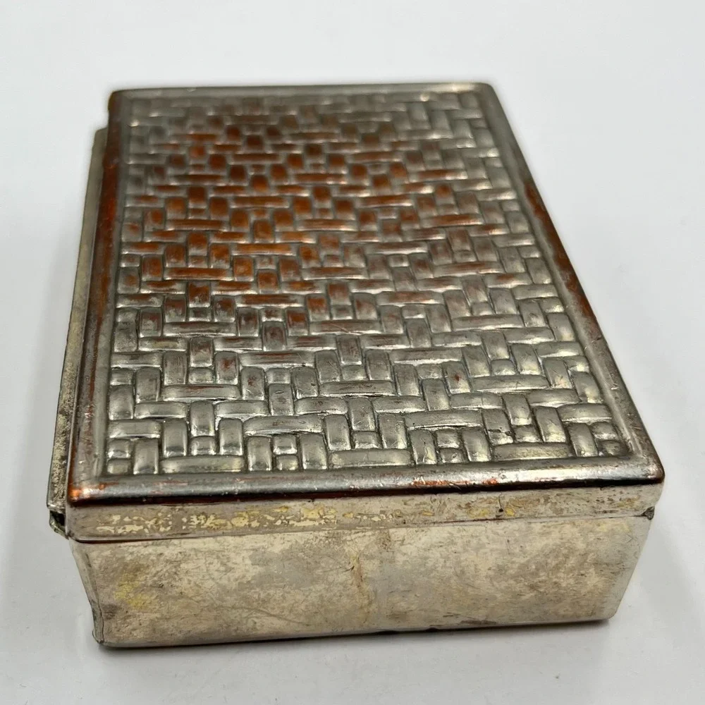 Vintage Basketweave Silver Tone Trinket Jewelry Box Retro Textured Metal Case